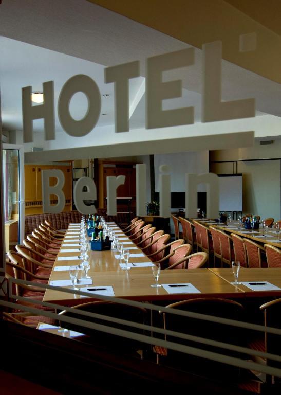Hotel Berlin - Greenline Hotel Zossen Exterior photo